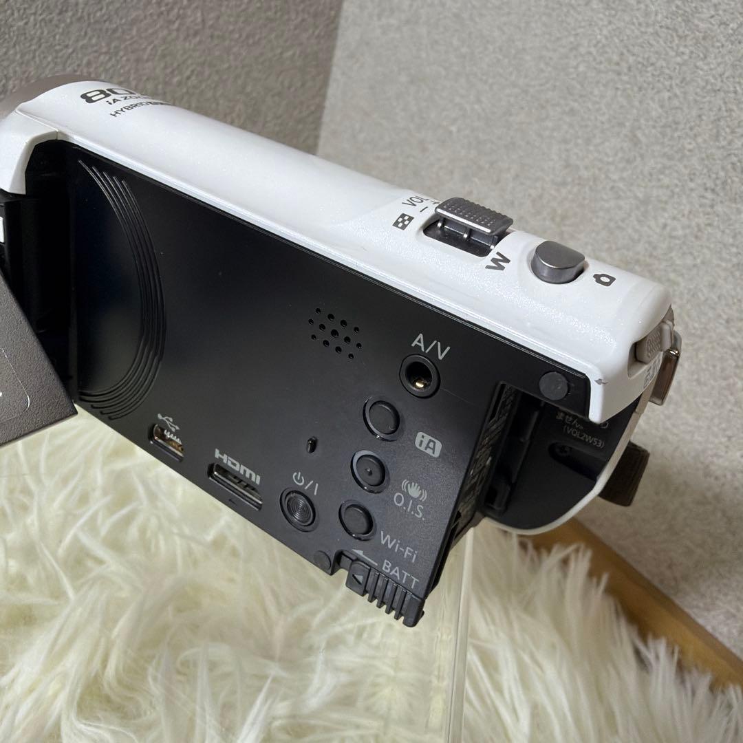 【美品】　Panasonic パナソニック　ビデオカメラ　HC-V520M