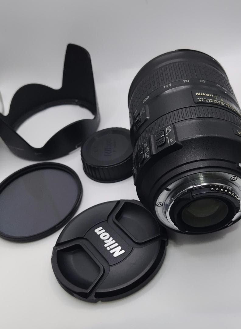 ニコン AF-S 28-300mm f/3.5-5.6G ED VR フルサイズ