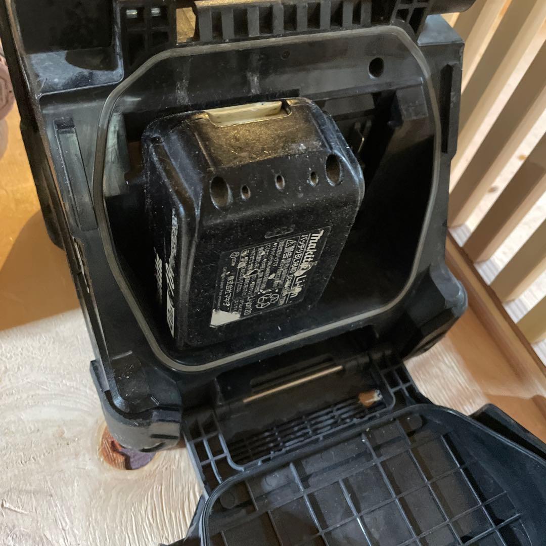 Makita Bluetooth ワイヤレススピーカーMR202 ジャンク