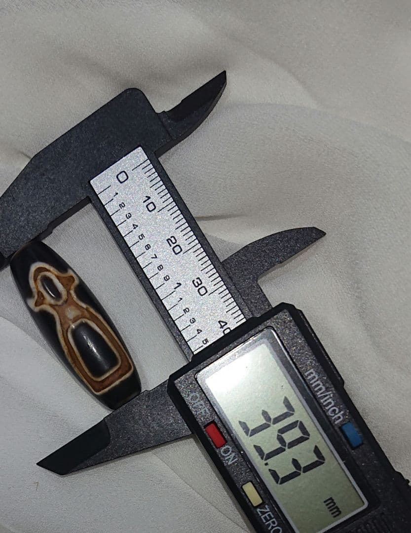チベットビーズ老天珠 天然石 品名:老礦石 財神天珠