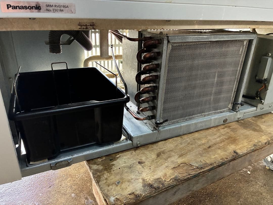 業務用　パナソニック　リーチイン冷蔵ショーケース　引取りか自社配送