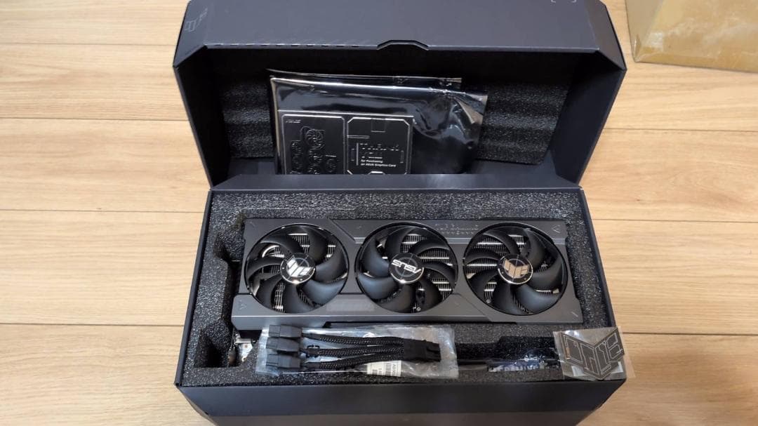 グラフィックボード・グラボ・ビデオカード ASUS TUF Gaming GeFroce RTX 4080 SUPER