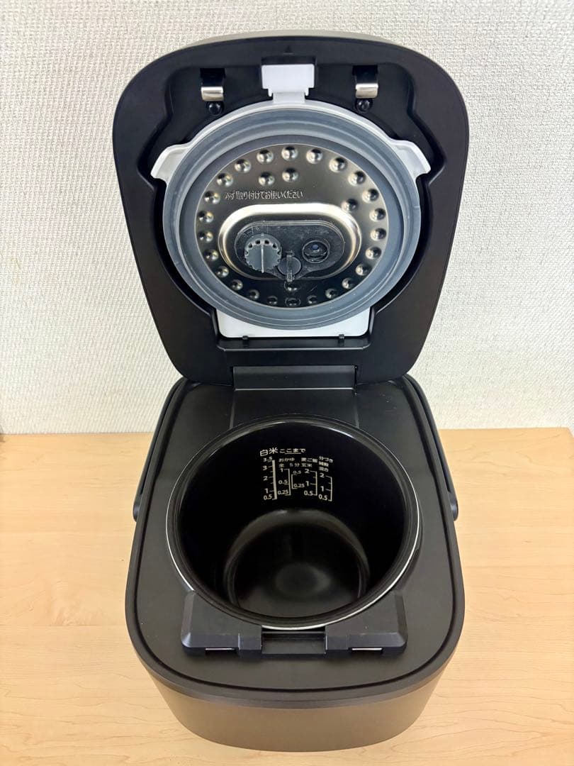 TOSHIBA RC-6PXR 炊飯器 ブラック 3.5合炊き（2022年製）