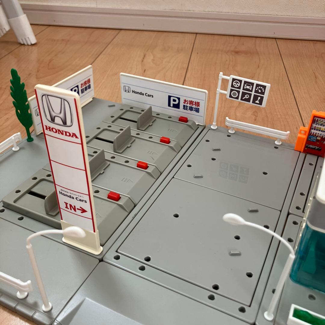 岩男 トミカタウン　ホンダカーズ　洗車場