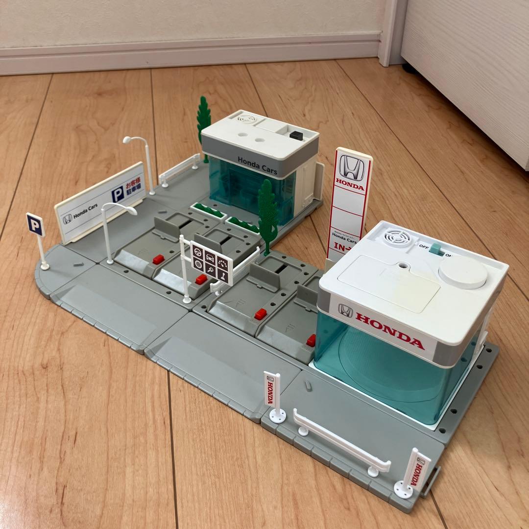岩男 トミカタウン　ホンダカーズ　洗車場