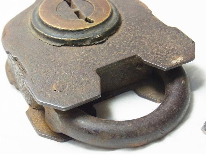 《p304》【１９０１年製】アメリカ WROUGHT社 アンティーク 南京錠