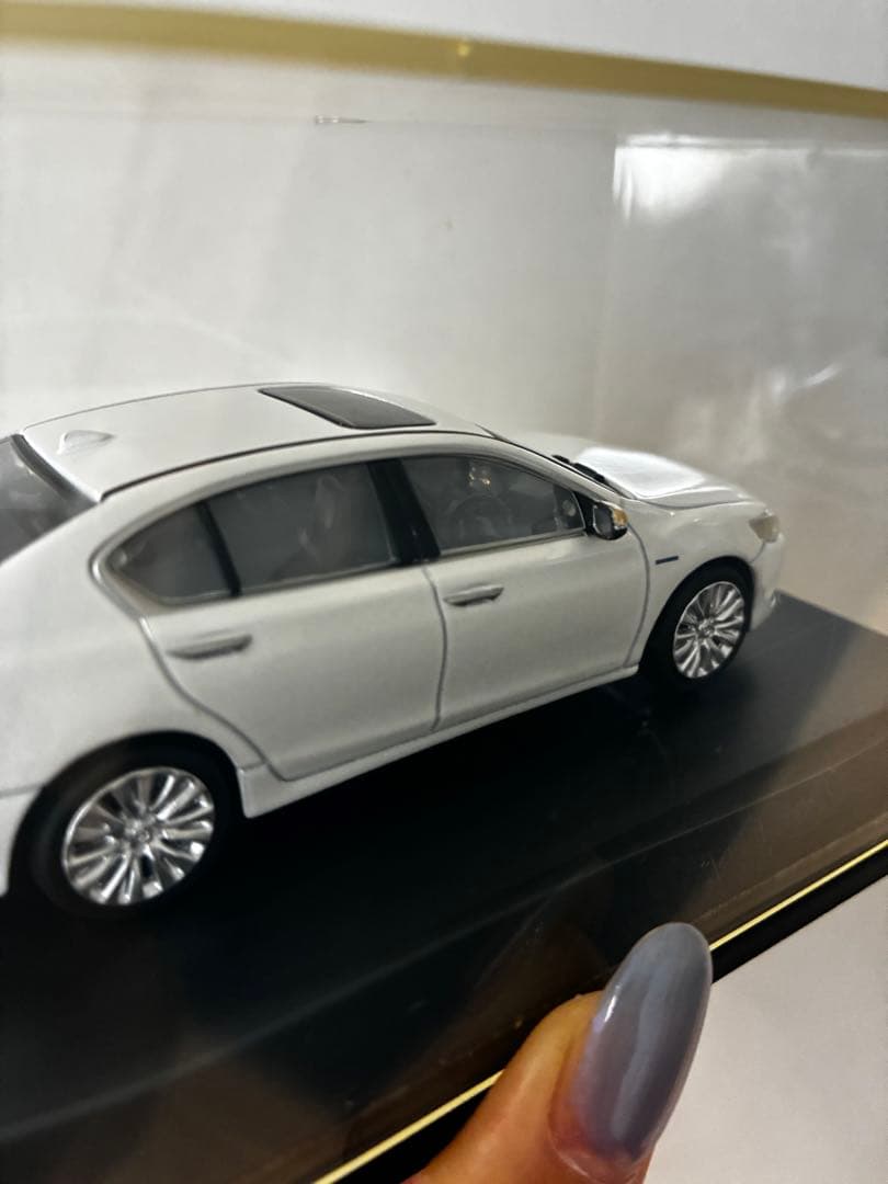 ホンダ LEGEND ミニカー　1/43
