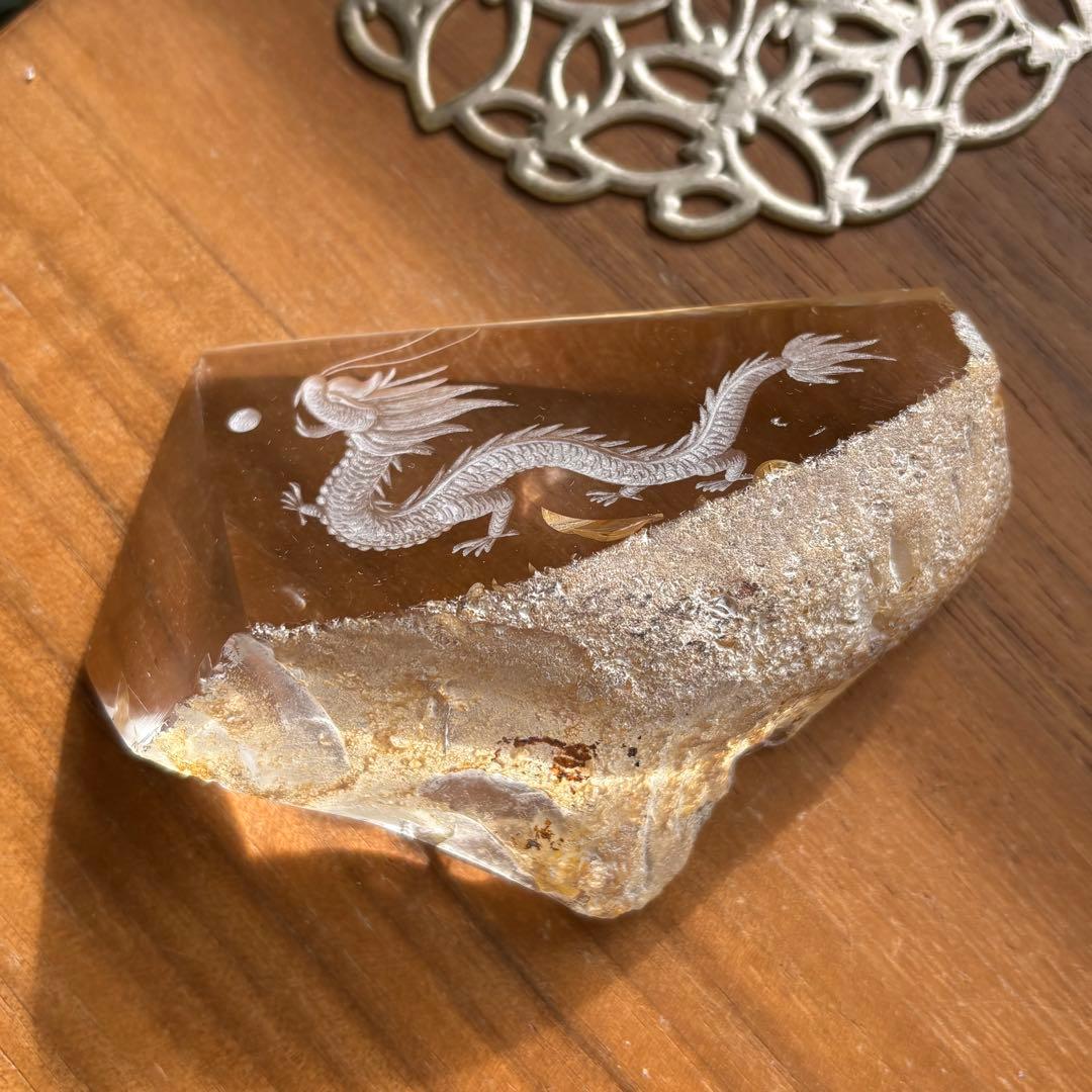 天然石 ガーデンクォーツ 皇帝龍彫り191g