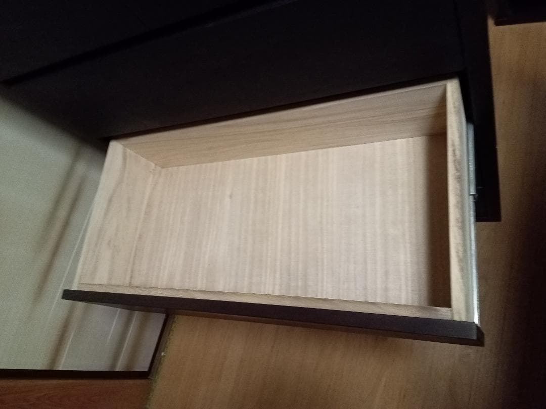 タンス　黒 123 × 80 × 39.4