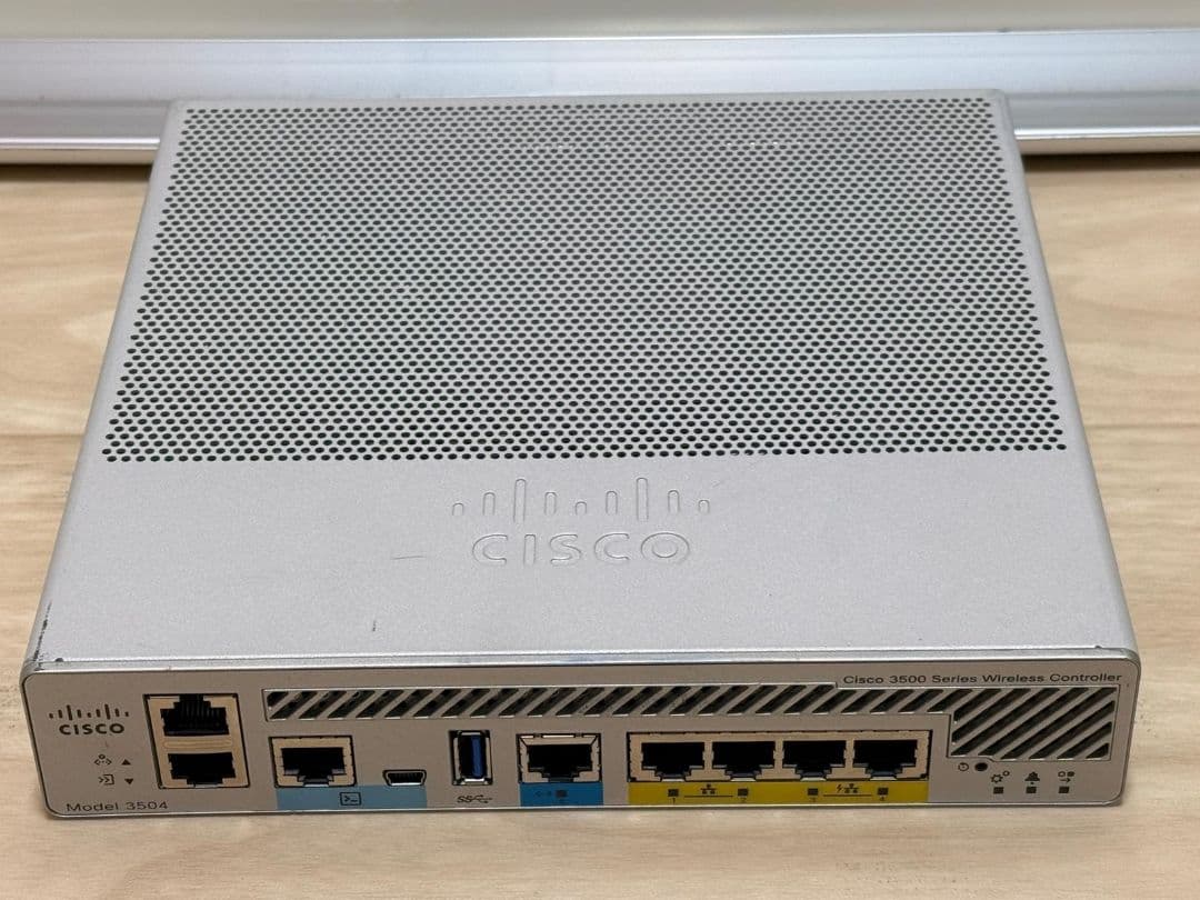 Cisco 3500 スイッチングハブ 5ポート Model 3504