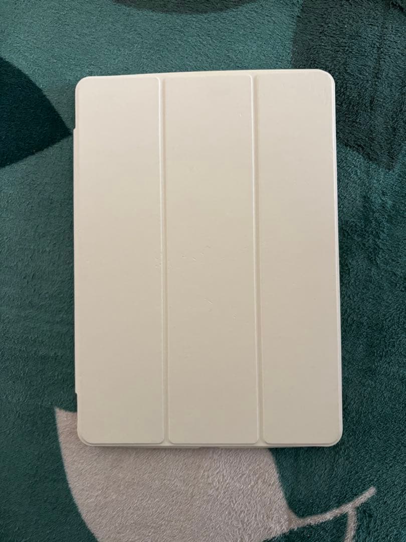 Apple iPad 8th 32GB スペースグレー タッチペンカバー付き