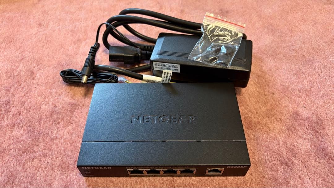 新品未使用 netgear GS305P v2 POE スイッチングハブ