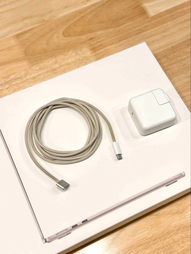 【UK配列】MacBook Air M2 / メモリ16GB / 512GB