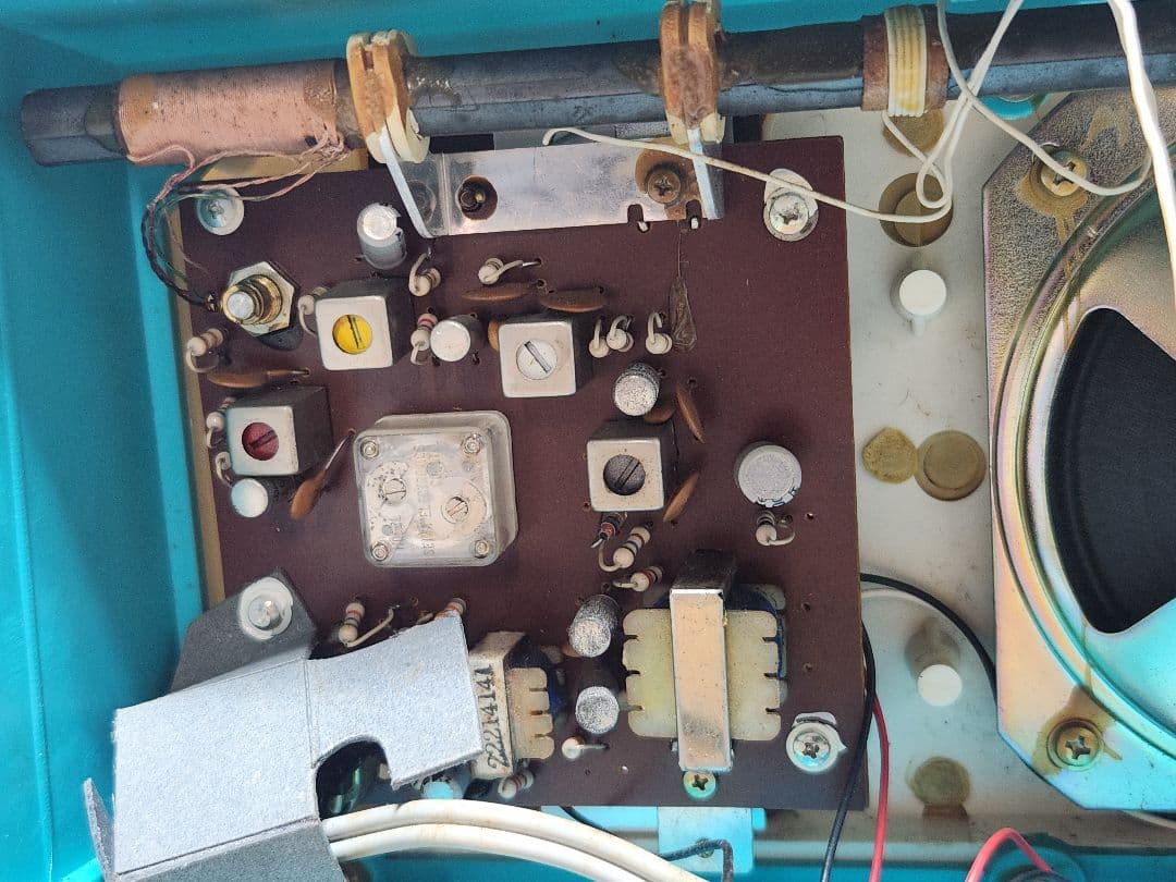 1970年代 昭和レトロ RH-556 東芝 AM 卓上 ラジオ アンティーク