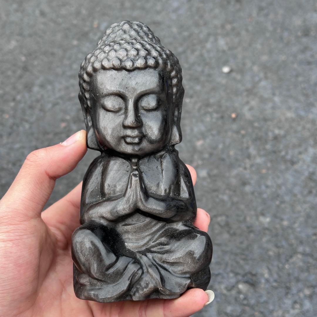 天然石シルバーオブシデイアンの大仏様　置物　ご購入前に在庫確認必要G.850