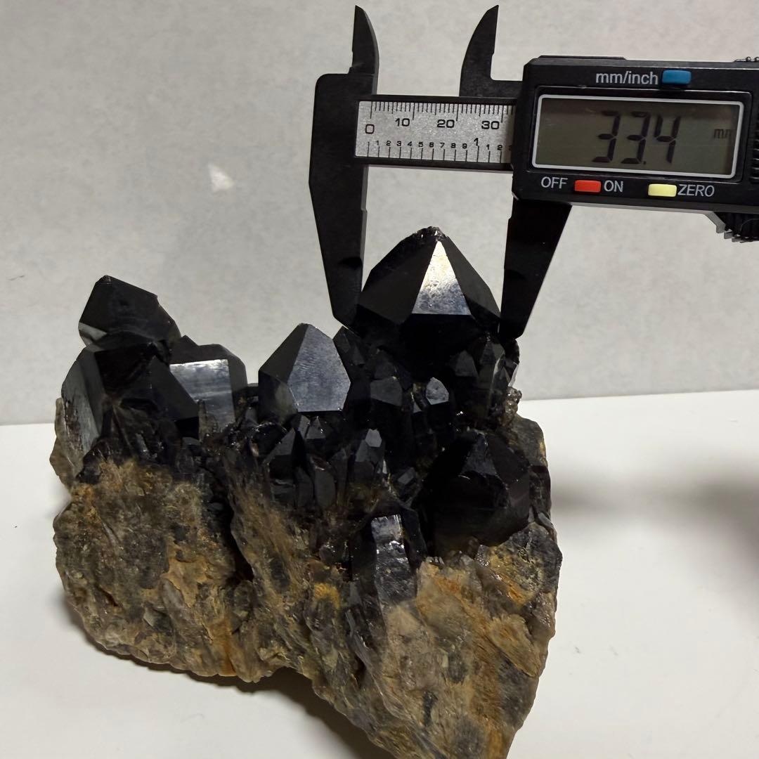 1.3kg 漆黒 モリオン クラスター コンゴ産 原石 天然石 魔除け 黒水晶