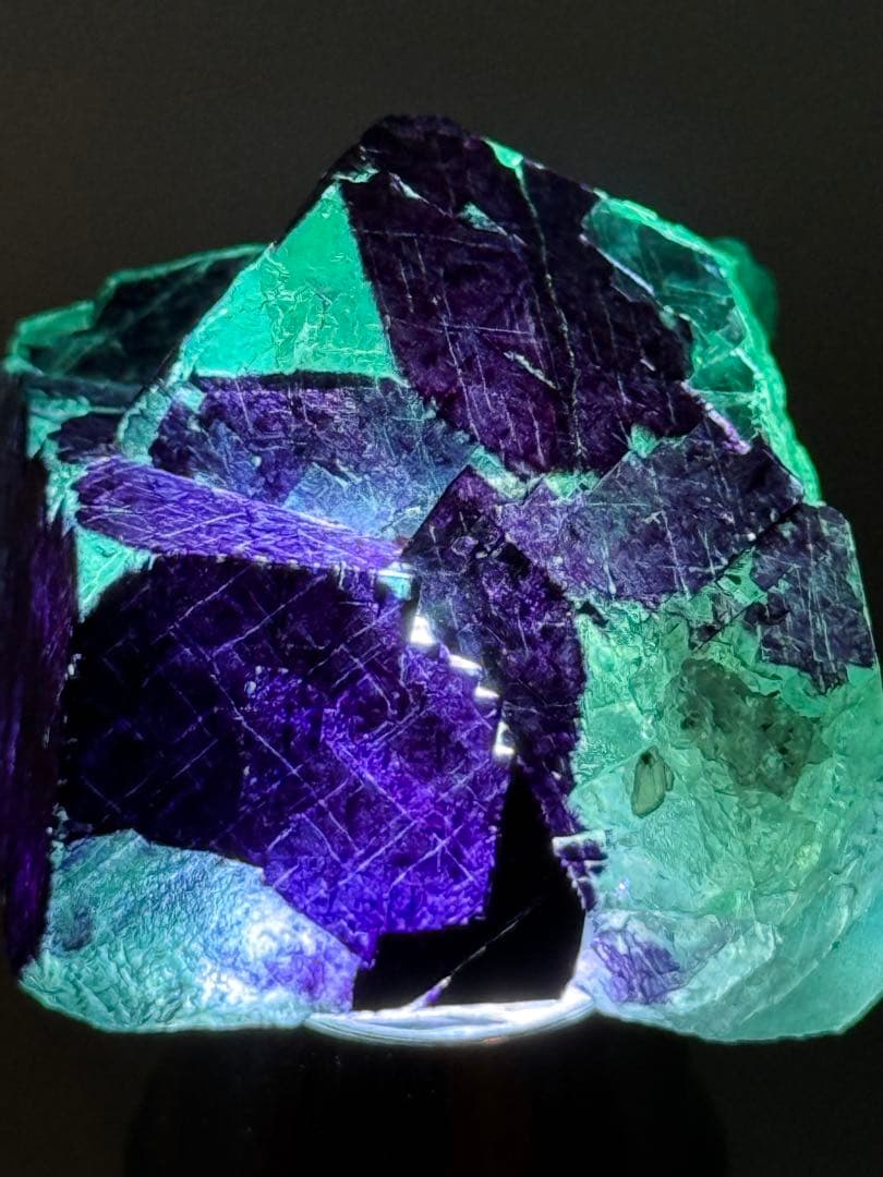 フローライト　エンジェルポケット　オコルス産　原石　鉱物　標本　天然石　蛍石