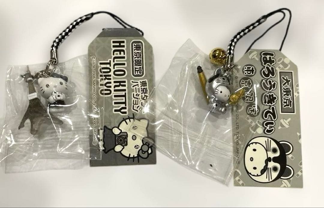 チ*王様 ハローキティ 根付 ストラップ　東京限定　モノクロバージョン2種