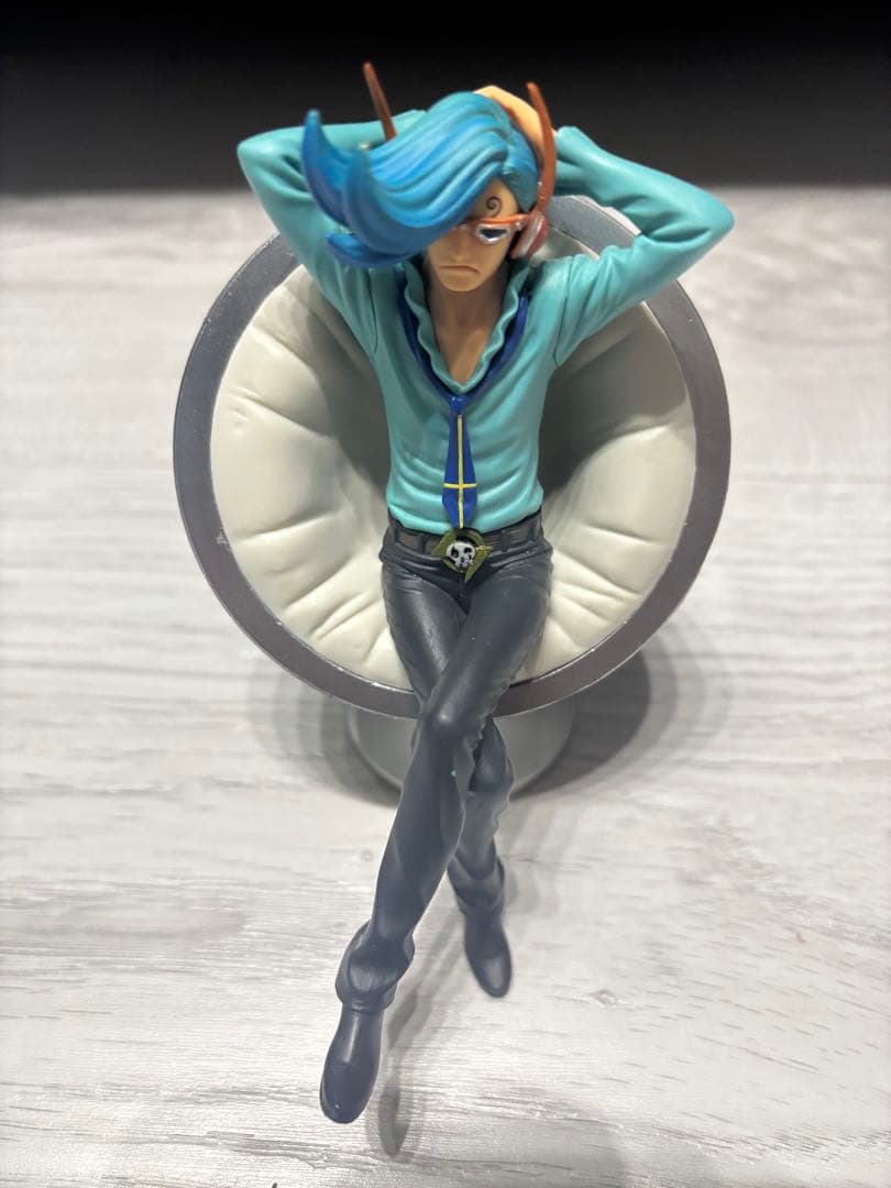 ワンピース ヴィンスモークファミリー DXF ニジ フィギュア