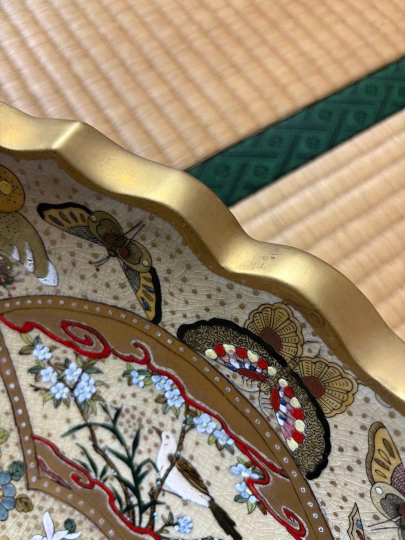 飾皿　木製の皿立て付き！