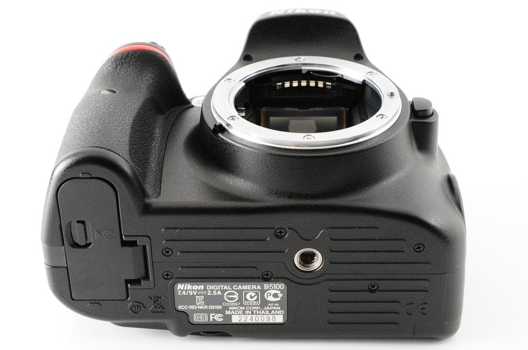 ・決算SALE !!!［美品］ニコン Nikon D5100