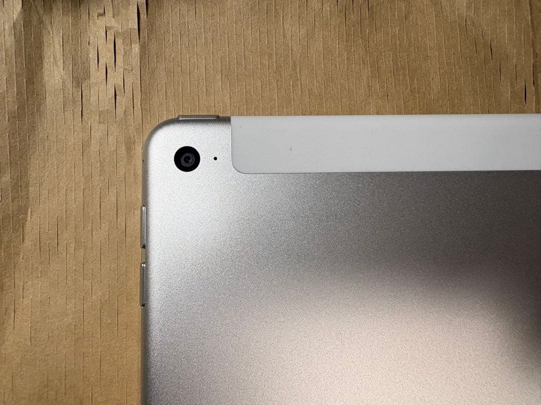 美品 iPad Air2 16GB wifi+cellular シルバー