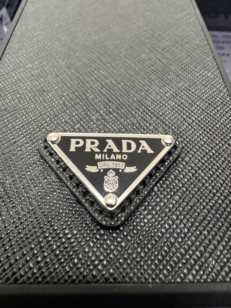 R*様 PRADA☆プラダ☆最新☆☆新品☆iphone16 proMax ☆スマ