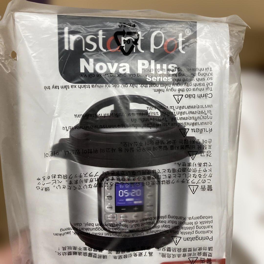 国内正規輸入品　マルチ電気圧力鍋 インスタントポット　1台7役　圧力鍋