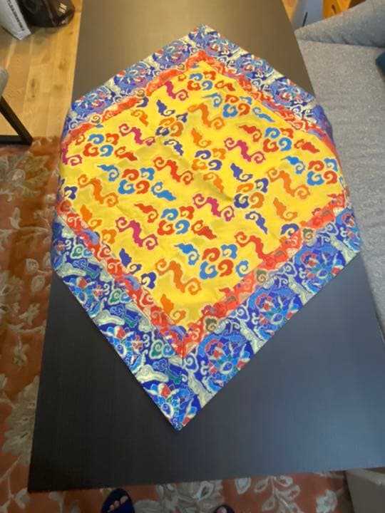 チベットのテーブルクロス