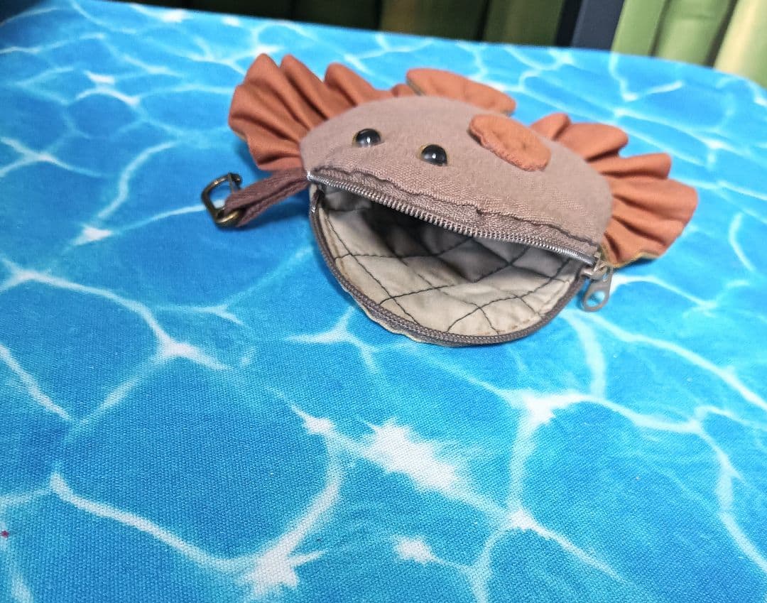 ウマヅラハギ　ショルダーバッグ　ヒラメポーチ　ハンドメイド　馬面剥　魚
