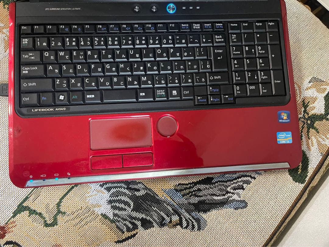 すぐ使える初心者向ノートパソコン　ネットも事務も　カメラ