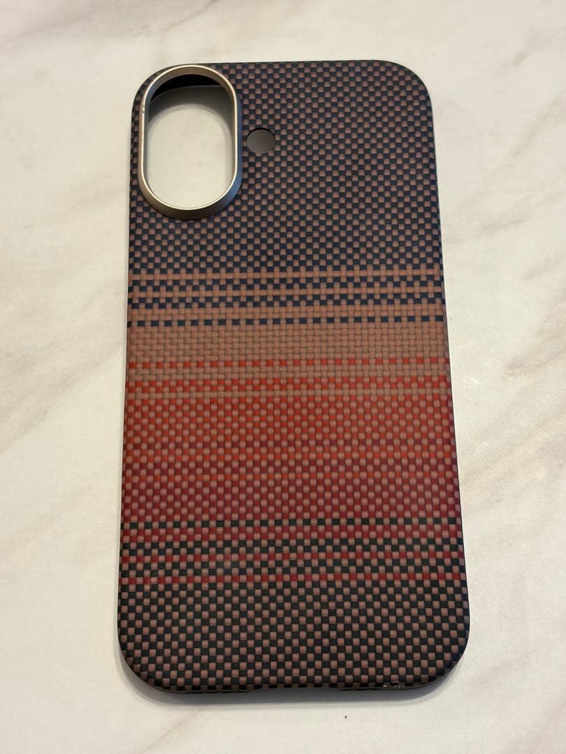 PITAKA iPhon17用ケース
