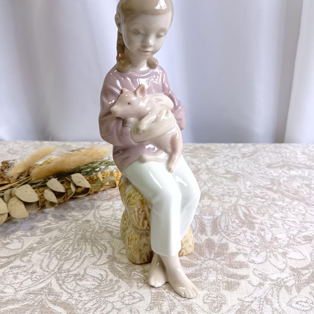リヤドロ 0100 8285 少女 子豚 私のこぶたちゃん 美品 廃盤品 希少