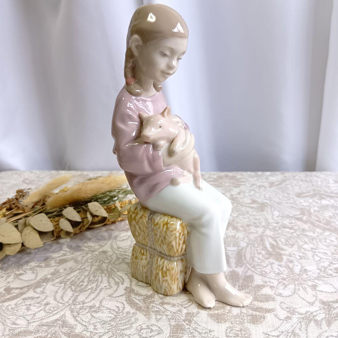 リヤドロ 0100 8285 少女 子豚 私のこぶたちゃん 美品 廃盤品 希少