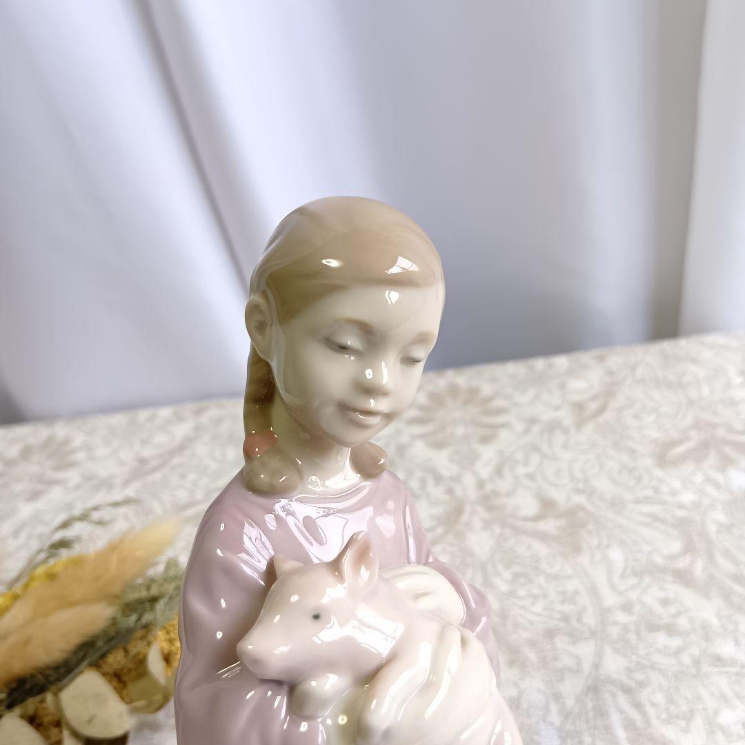 リヤドロ 0100 8285 少女 子豚 私のこぶたちゃん 美品 廃盤品 希少