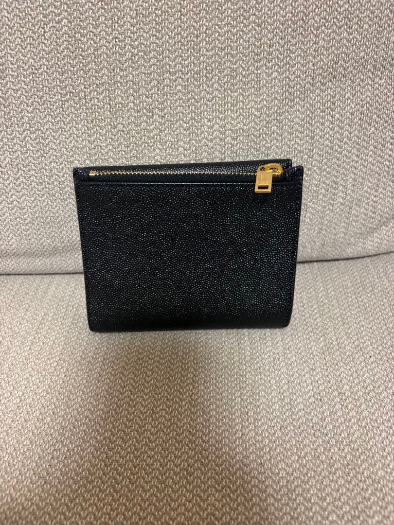 イブサンローラン YVES SAINT LAURENT 財布