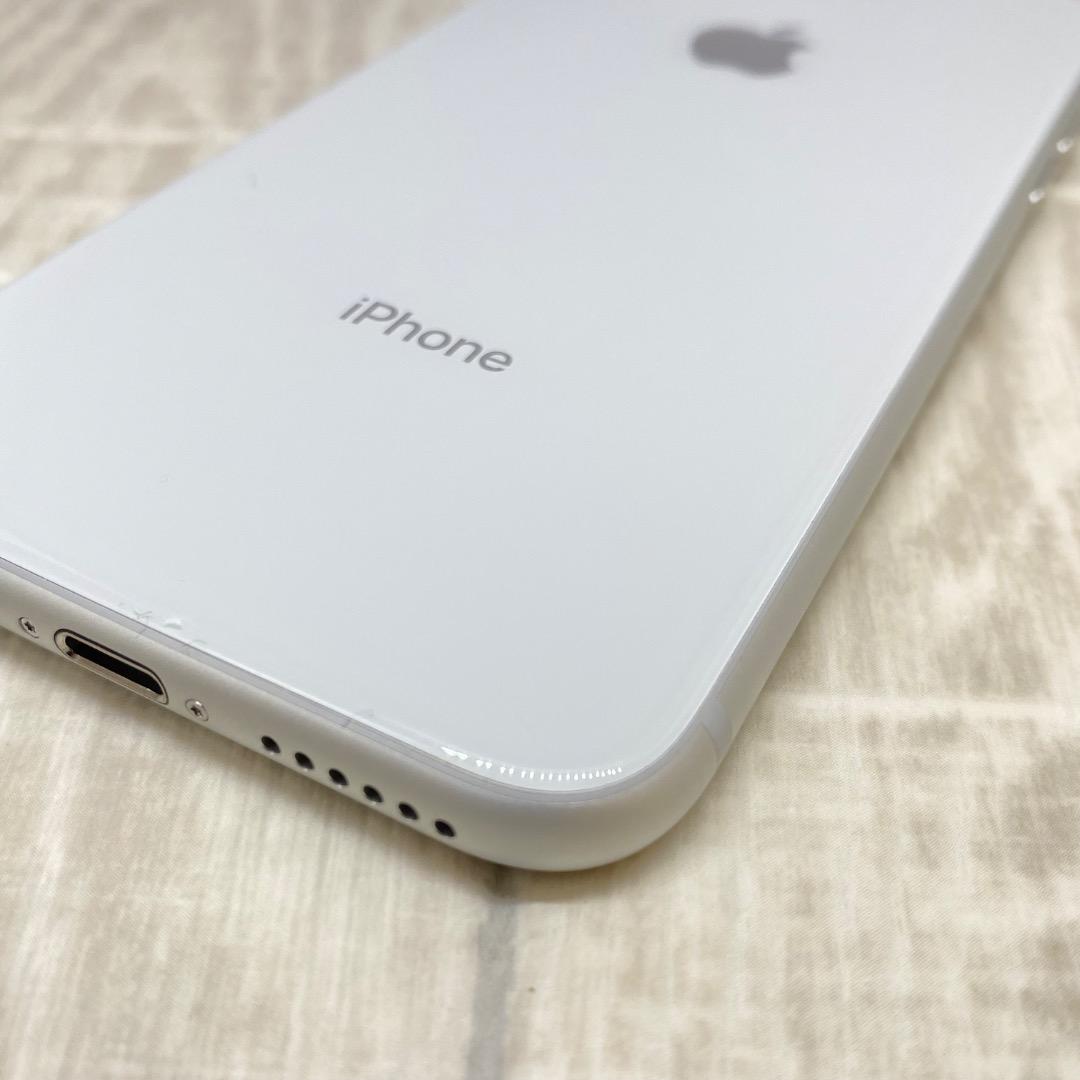 iPhone8 シルバー 64GB 新品バッテリー