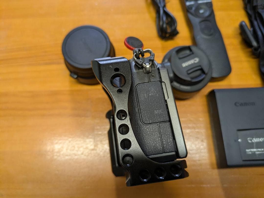 Canon EOS M5 ミラーレス一眼 レンズセット 美品 キャノン