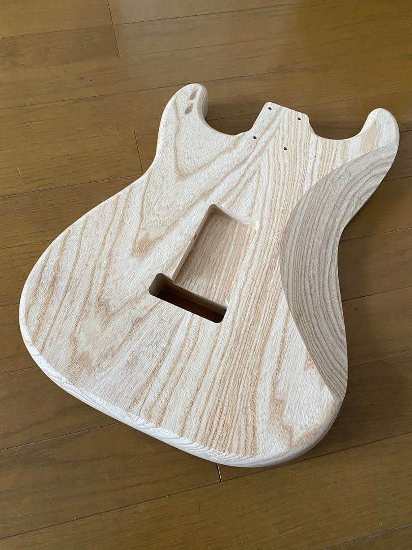 アッシュボディストラトキャスター 自作コンポーネント