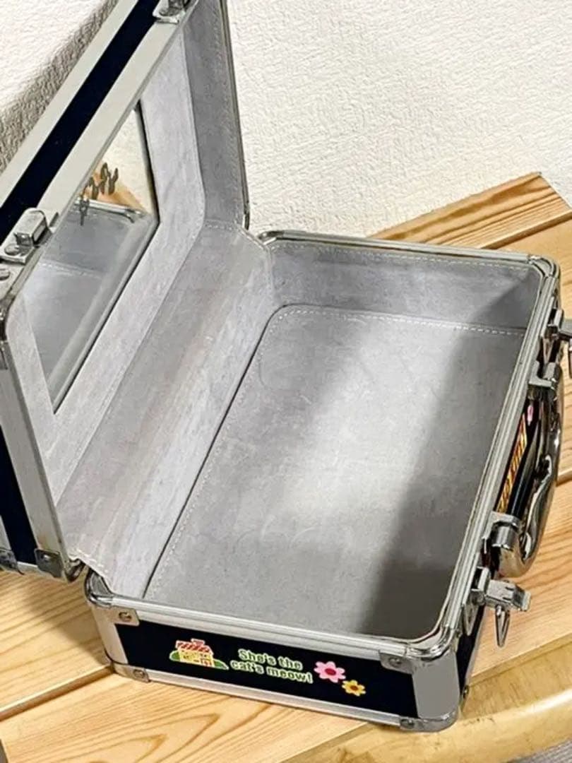 テ三段ま中　レトロキティ　持ち手付き缶トランクス　ミラー付き収納ケースボックス