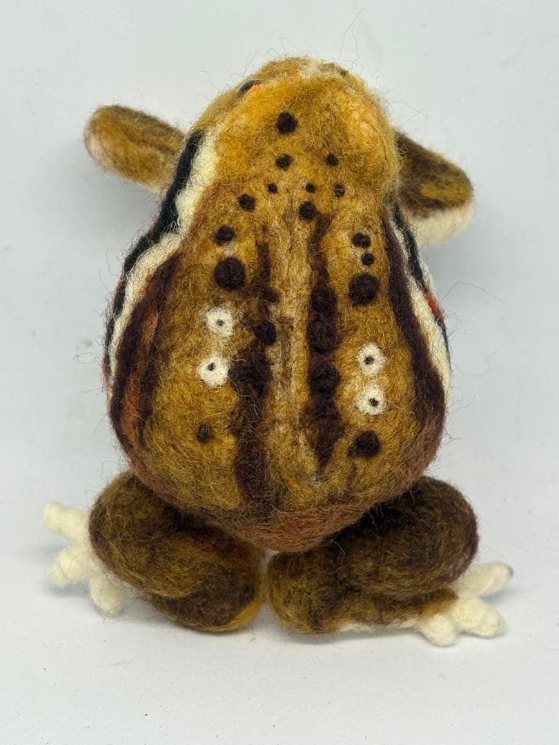 羊毛フェルト　ハンドメイド　日本ヒキガエル
