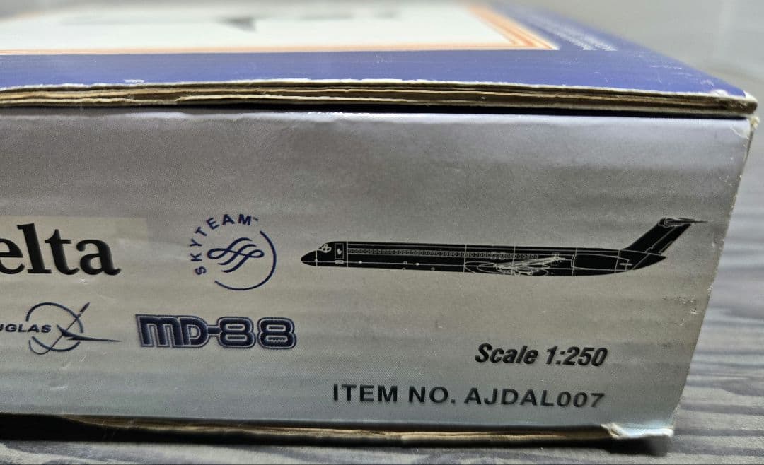 Gemini250　Jets Delta MD-88 AJDAL007　デルタ