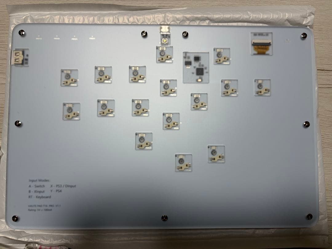 HautePad T PRO ゲームコントローラー