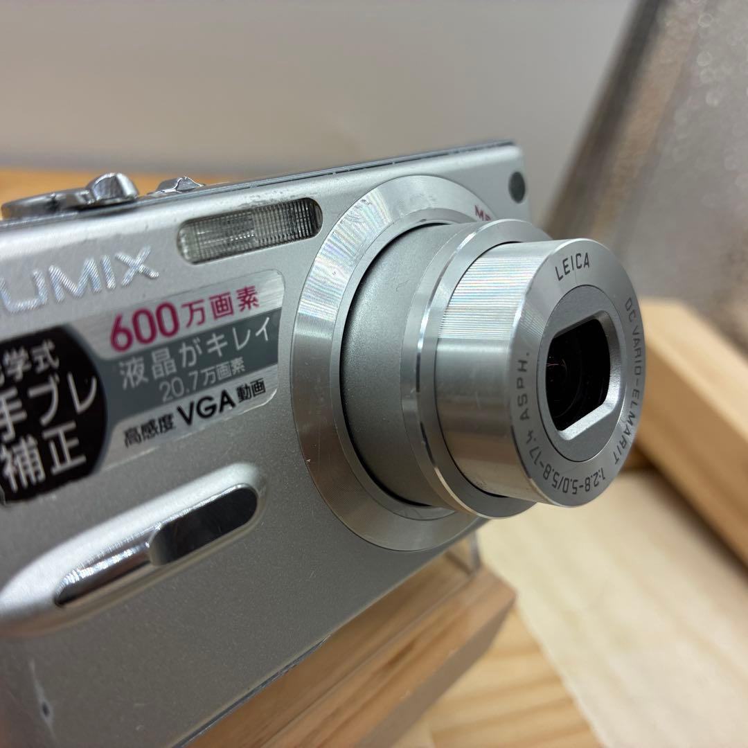 【動作品】Panasonic LUMIX ルミックス DMC-FX9 シルバー