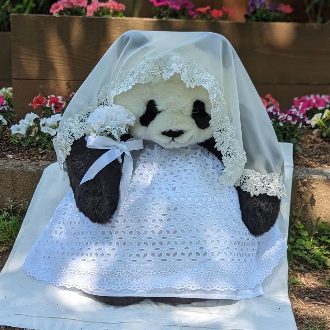 抱っこシャン♡素適なガーデンウエディング♡ホワイトサテン＆レースオーバースカート