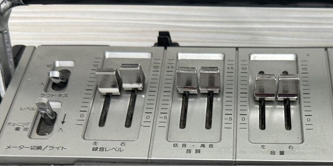 美品ラジカセ シャープ SHARP GF-305SBアンティーク レトロ ラジオ