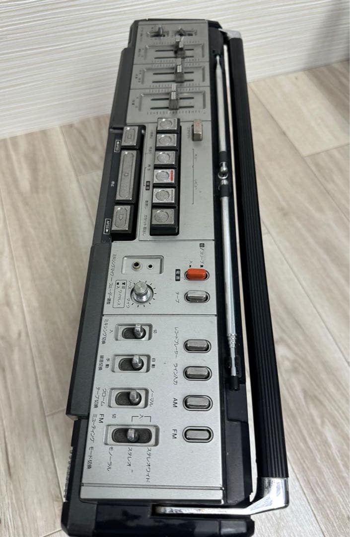 美品ラジカセ シャープ SHARP GF-305SBアンティーク レトロ ラジオ