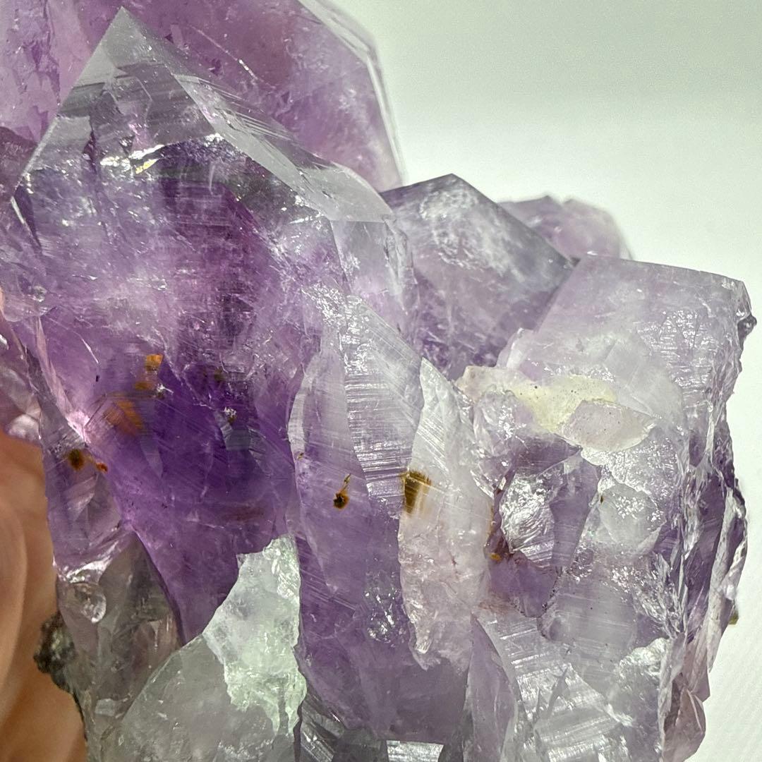 大粒♪カコクセナイト共生アメジスト　クラスター　台座セット♪【ファントム、虹】