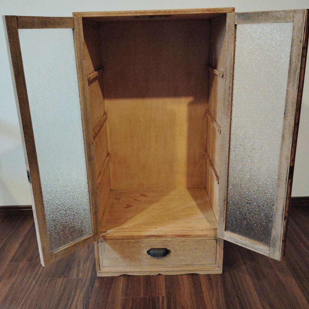 木製ガラス扉キャビネット 収納棚