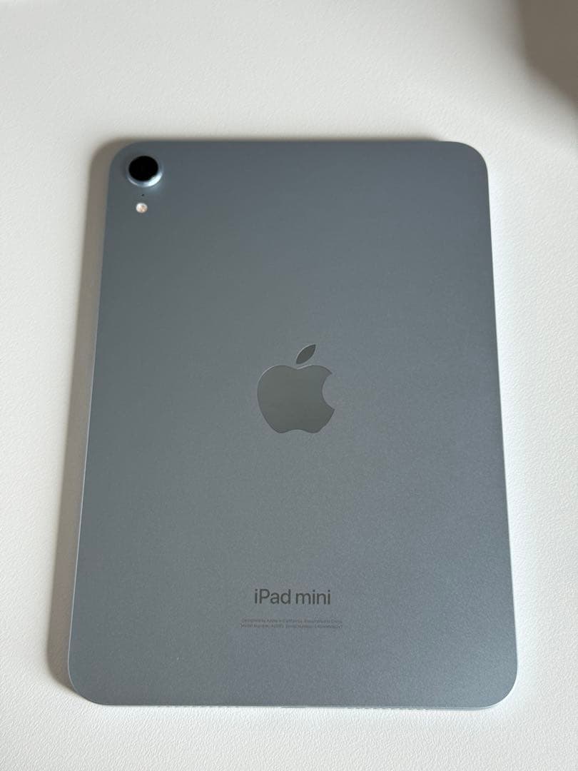 iPad mini 第7世代 (A17 Pro) 128GB 純正ケース付き